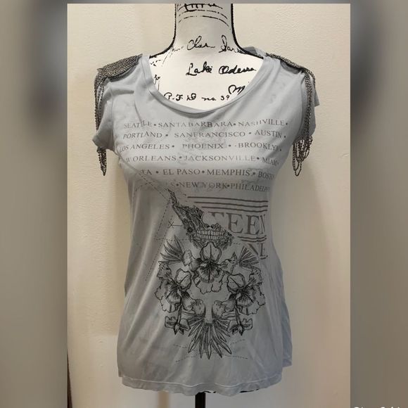 Guess Tee - Picture 1 of 4